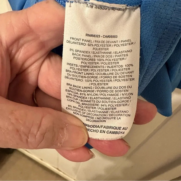 Nike Women's Dri-Fit Razor Back tank with bra - Picture 4 of 4